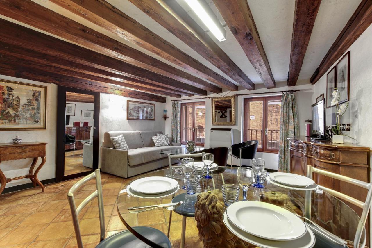 Canal View Suite In Rialto By Wonderful Italy البندقية المظهر الخارجي الصورة